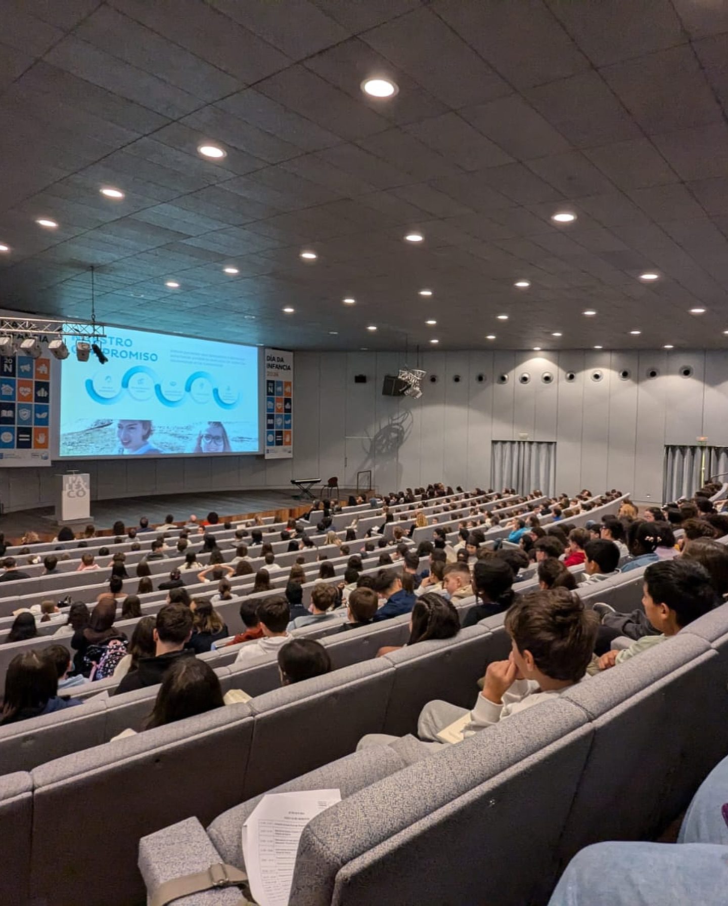 Lee más sobre el artículo ACAV asiste a charla da Fundación SALMA